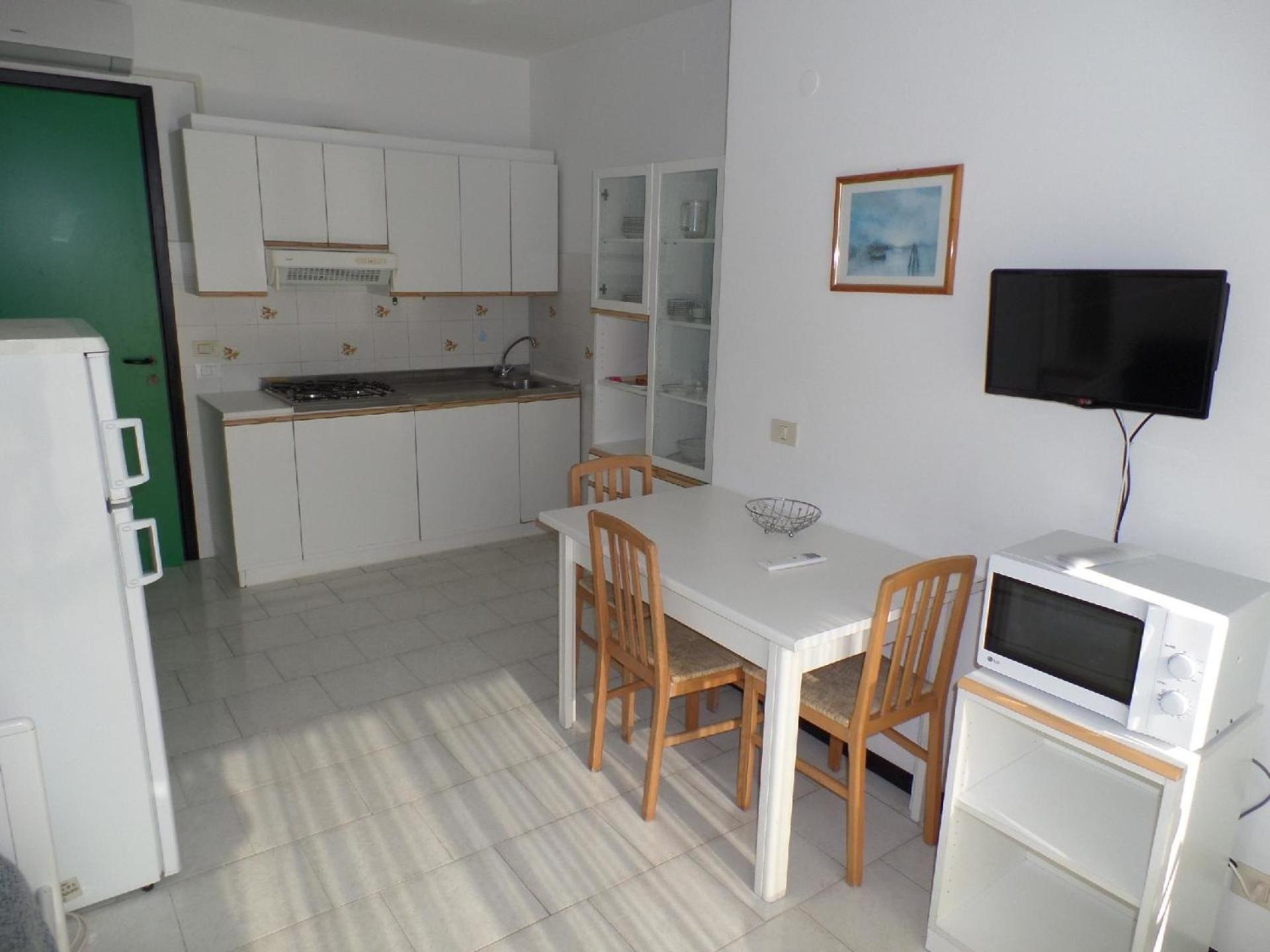 Appartamento Fuer 7 Personen Ca 50 Qm In Bibione, Adriakueste Italien Und Umgebung *